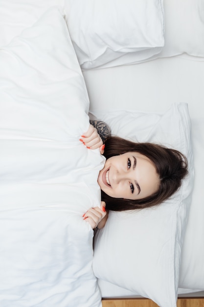 Snooza Calming Bed vs. Traditional Pet Beds: Which is Right for Your Pet?